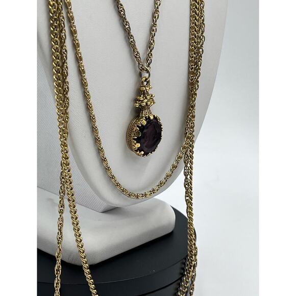 Goldette‎ Vintage Purple Glass Intaglio Cameo Silhouette 3 Strand Chain Necklace - Picture 4 of 16